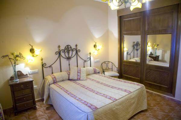 Guest room and interior view 2